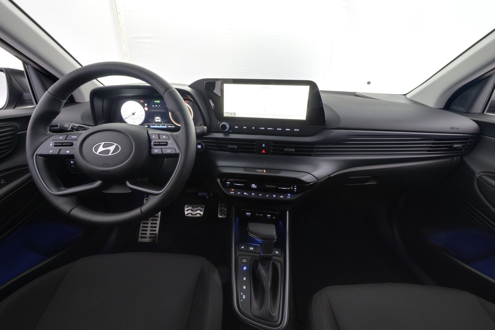 HYUNDAI BAYON Cross 7