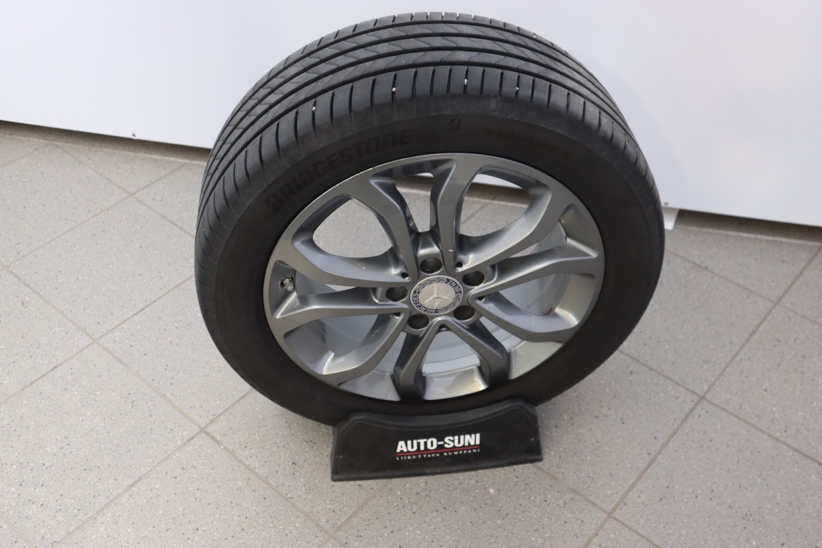 MERCEDES-BENZ C 2015