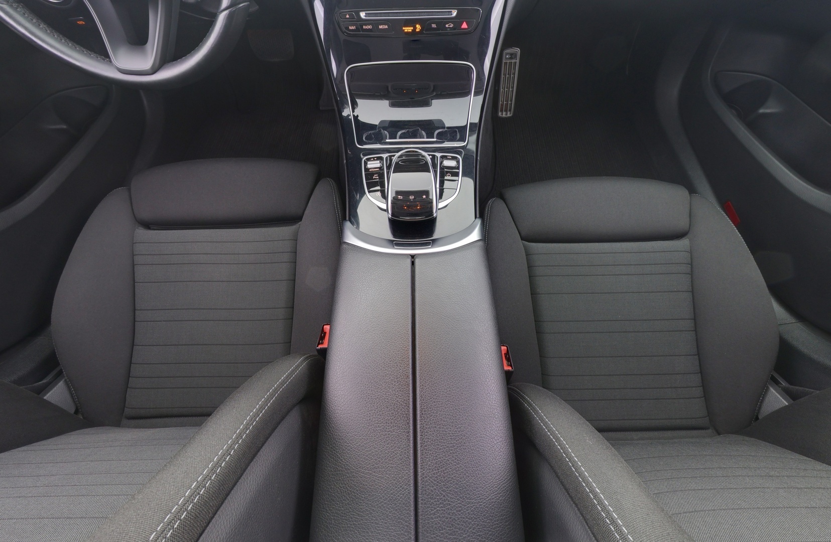 MERCEDES-BENZ C 2015