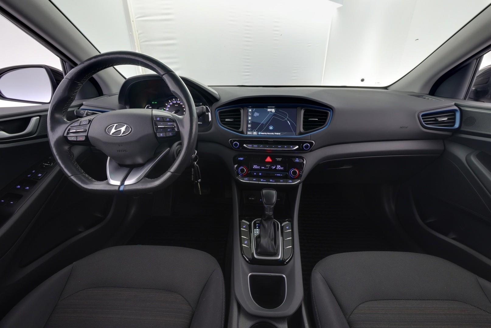 HYUNDAI IONIQ hybrid 2017