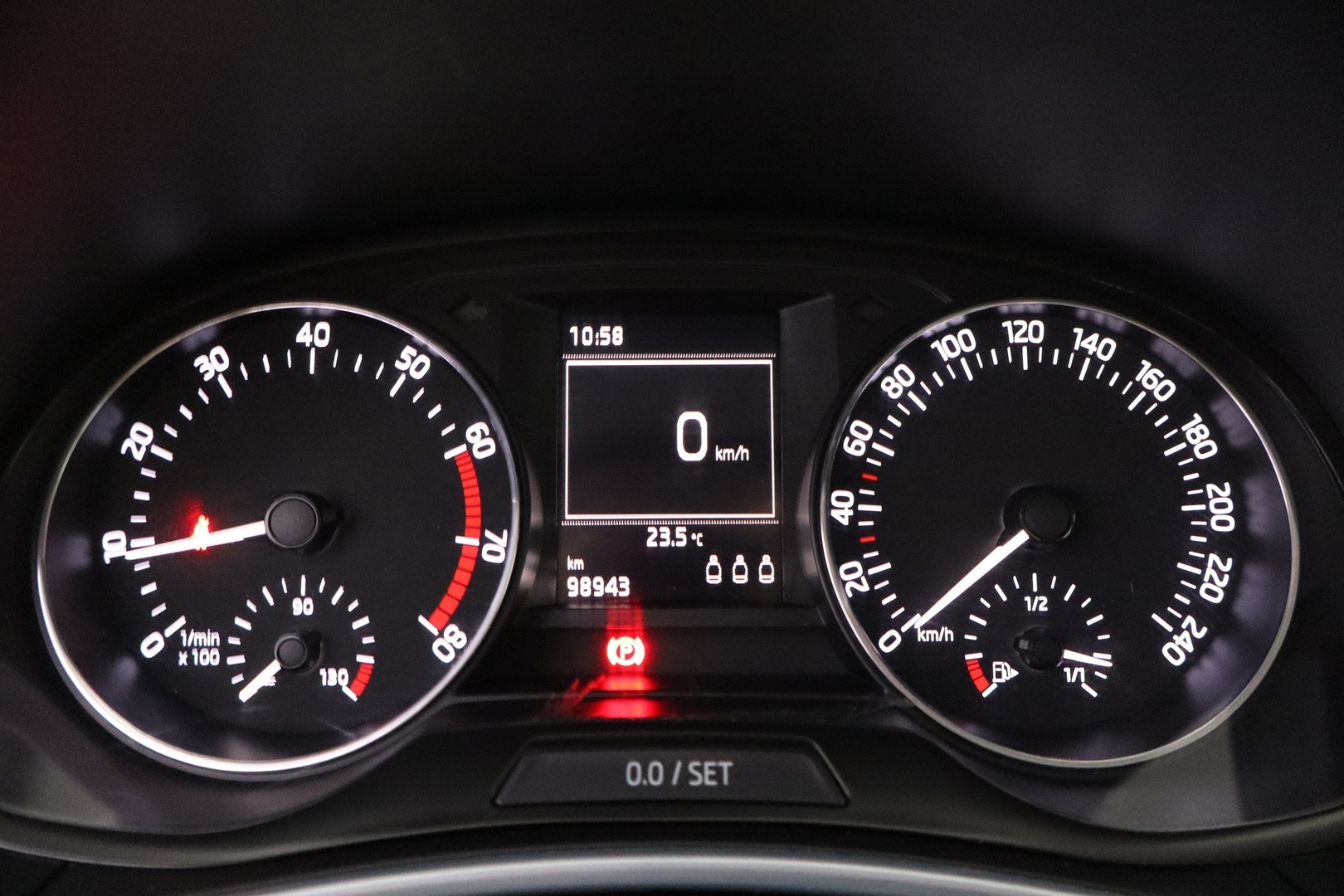 SKODA Fabia 2015