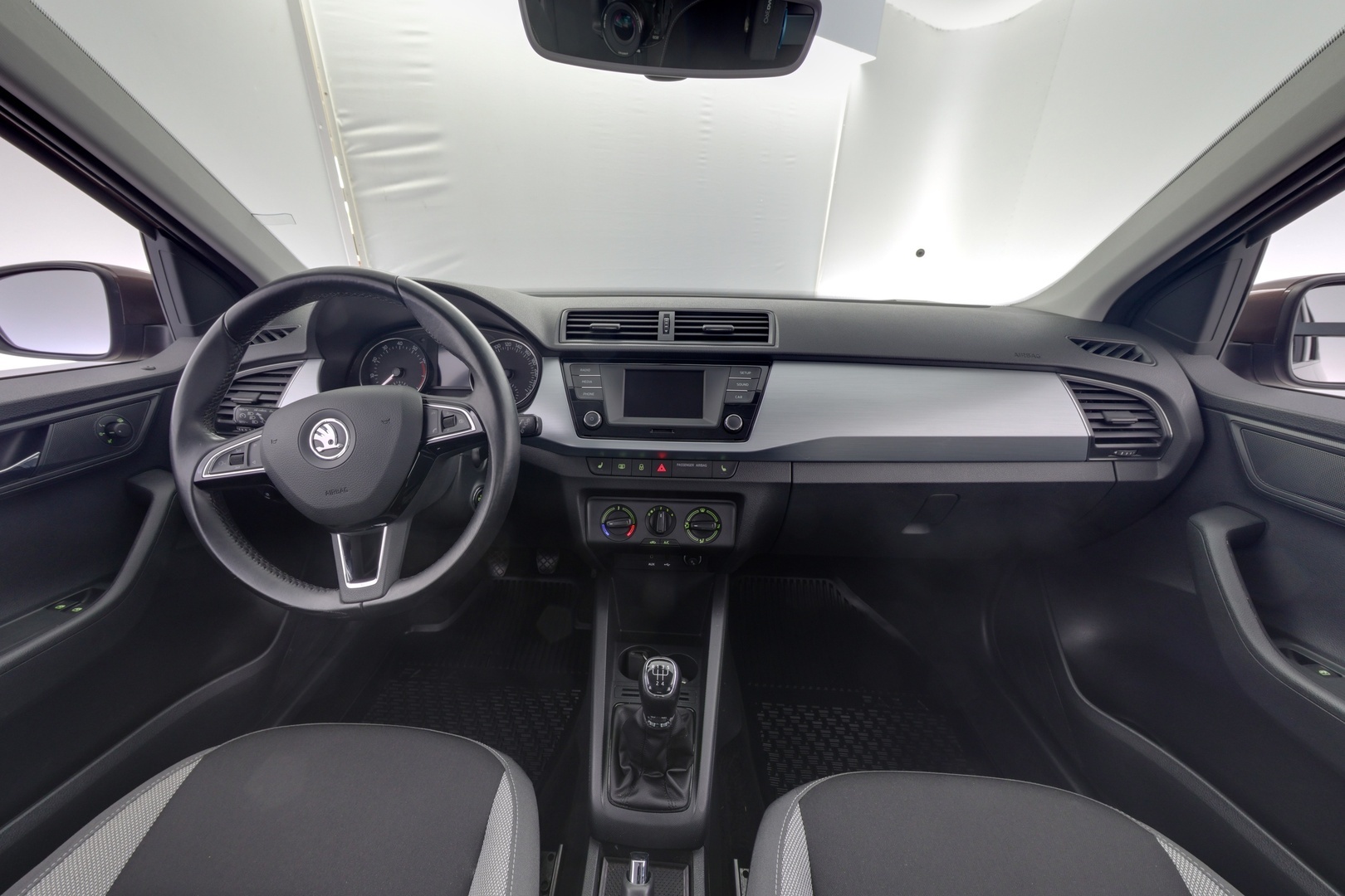 SKODA Fabia 2015