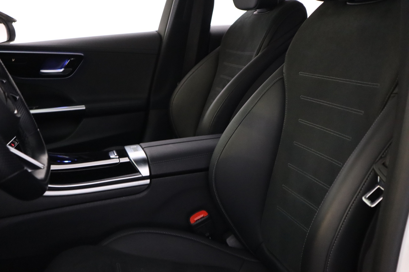 MERCEDES-BENZ C 2022