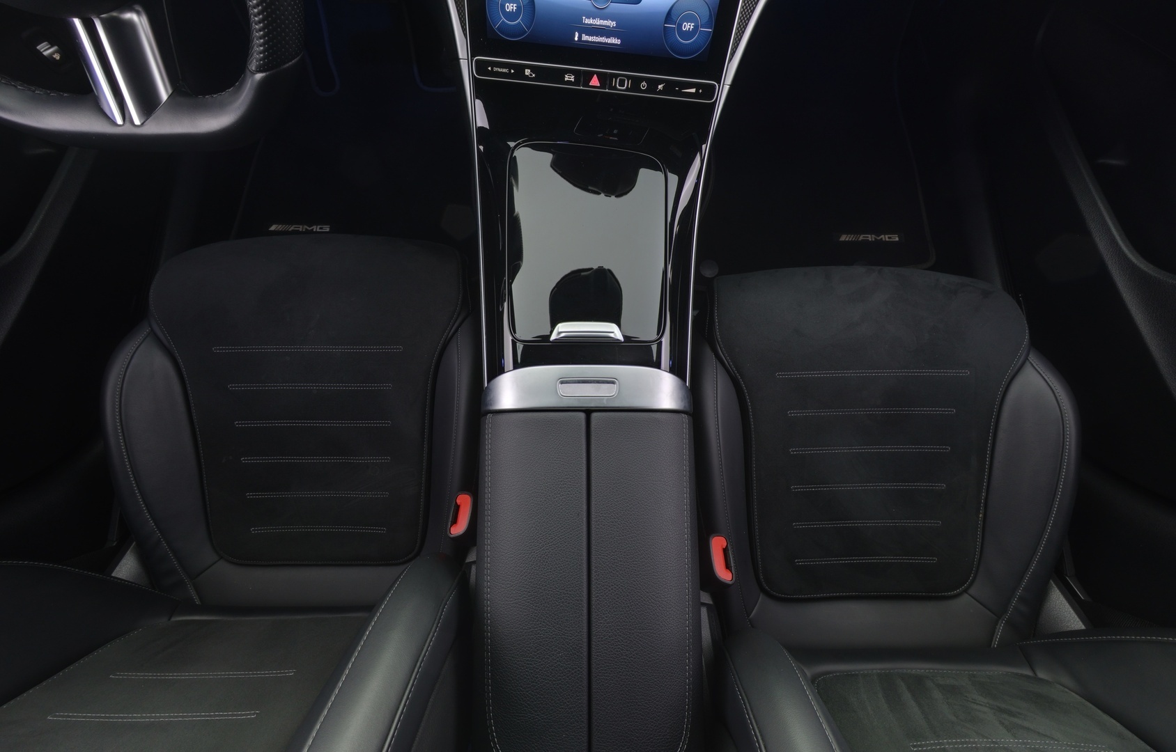 MERCEDES-BENZ C 2022