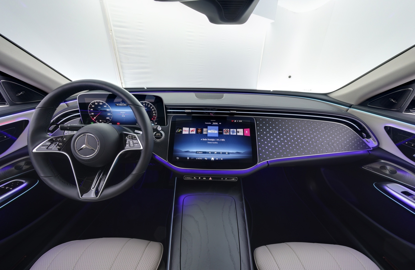 MERCEDES-BENZ E 2024