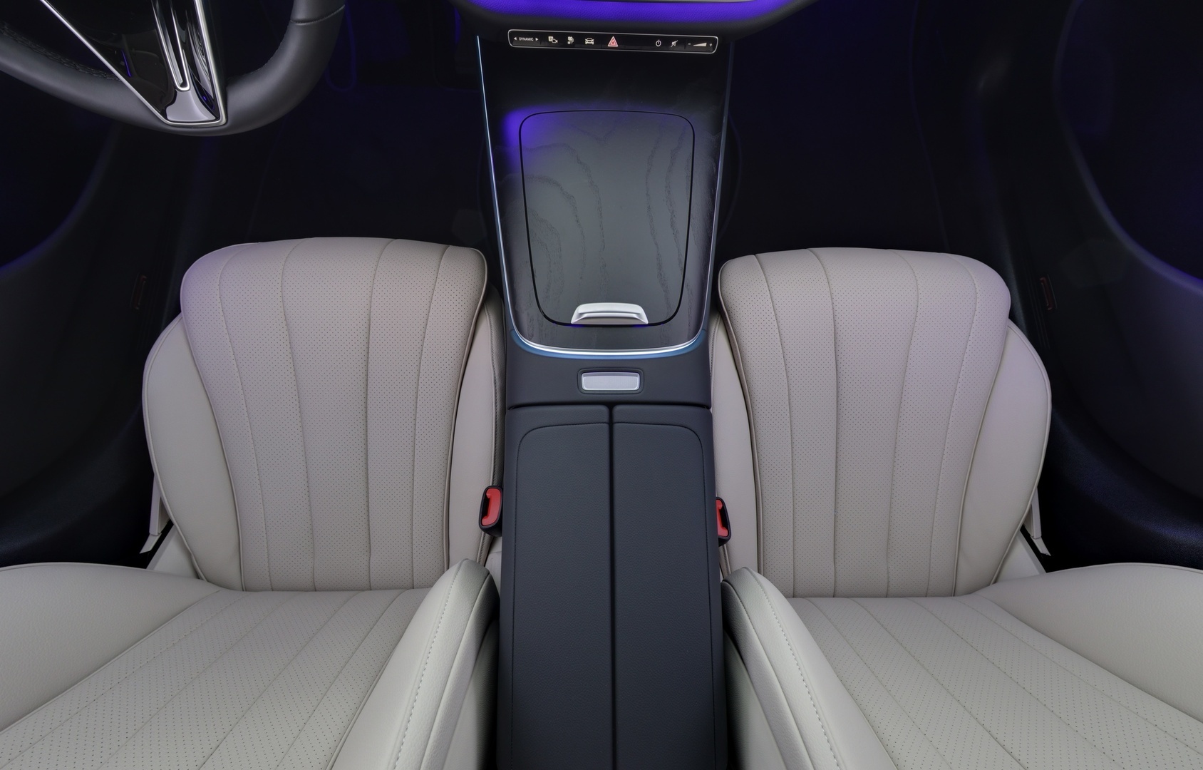 MERCEDES-BENZ E 2024