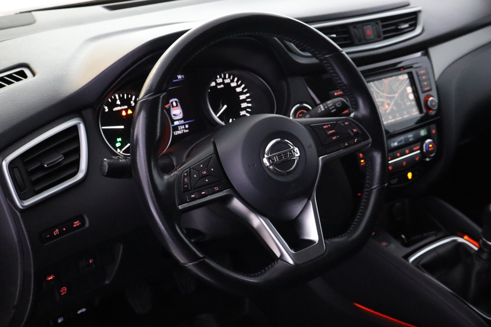 NISSAN Qashqai 2019