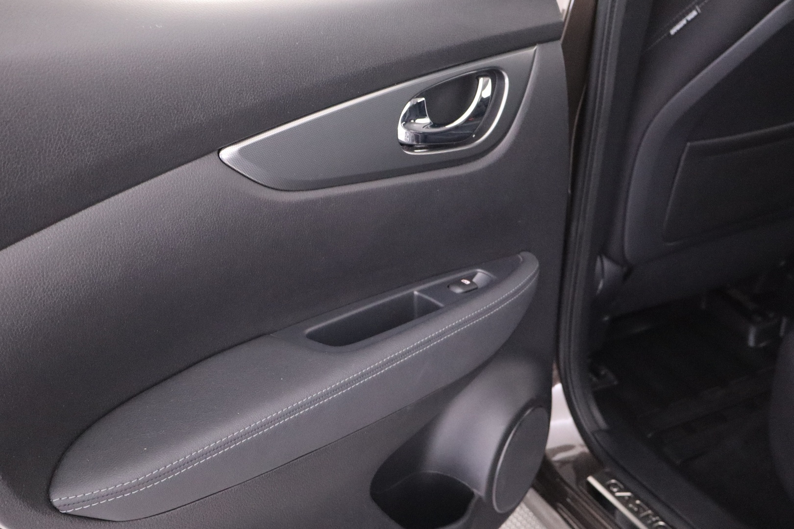 NISSAN Qashqai 2019