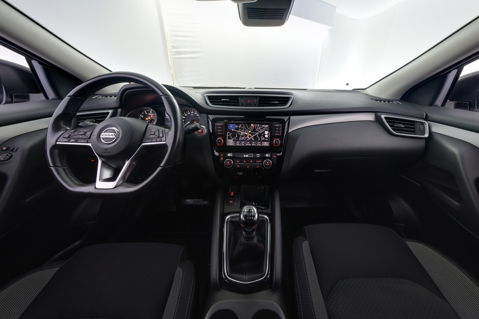 NISSAN Qashqai 2019