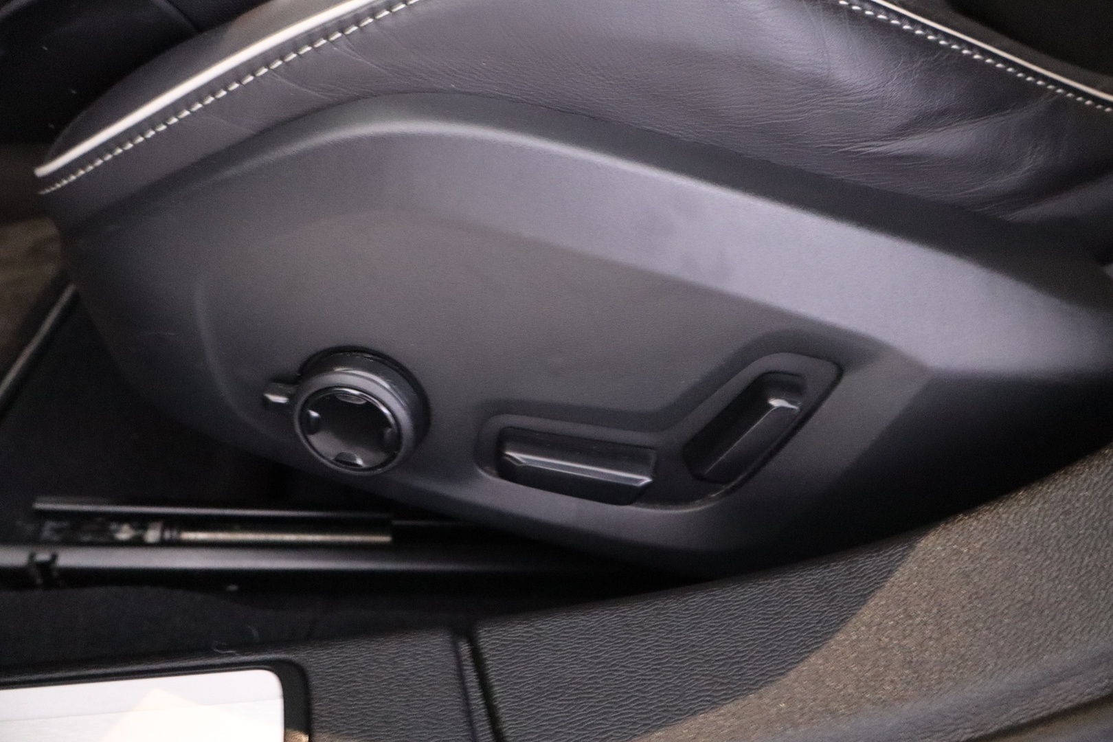 VOLVO S60 2019