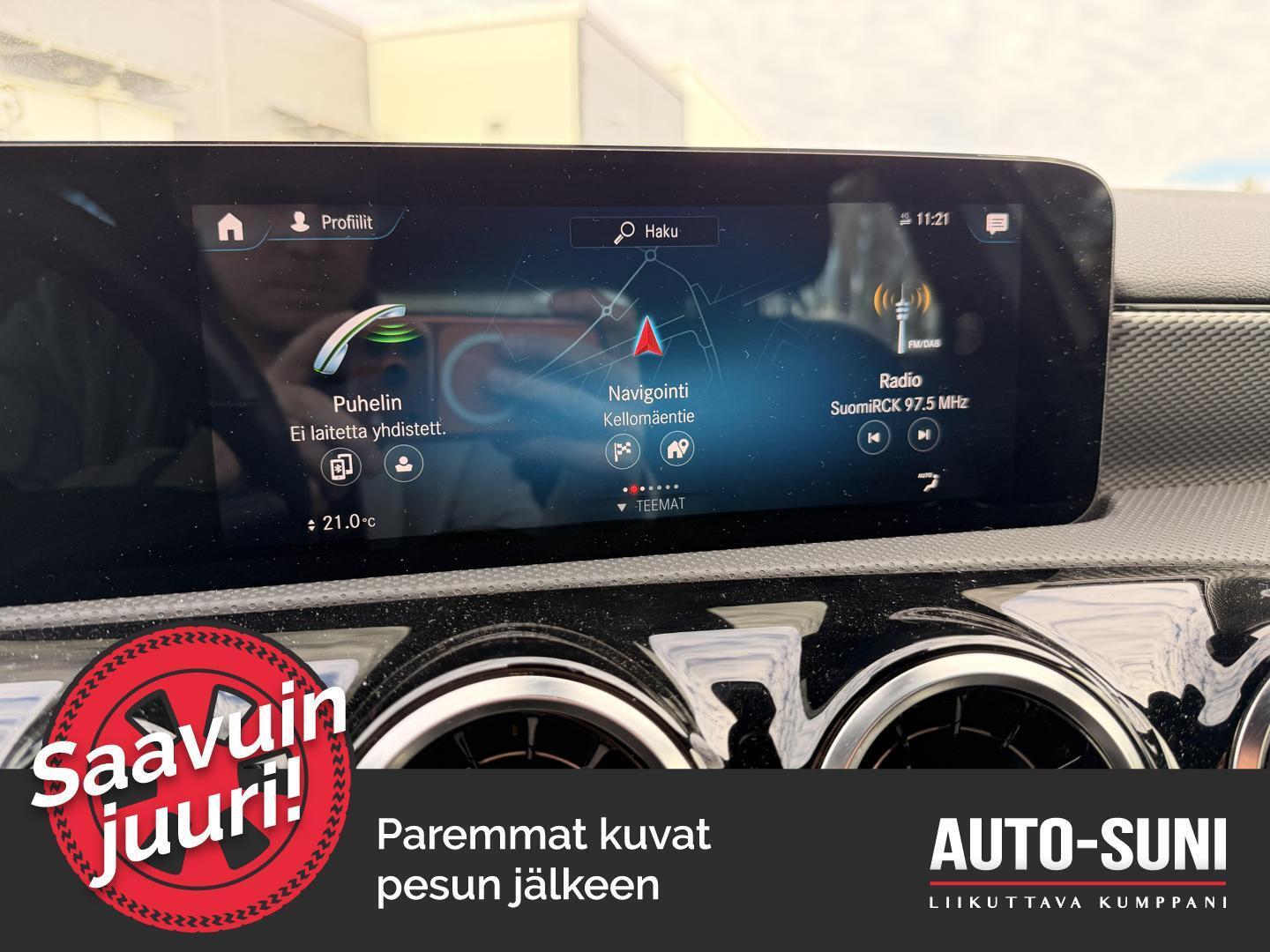 MERCEDES-BENZ A 2022