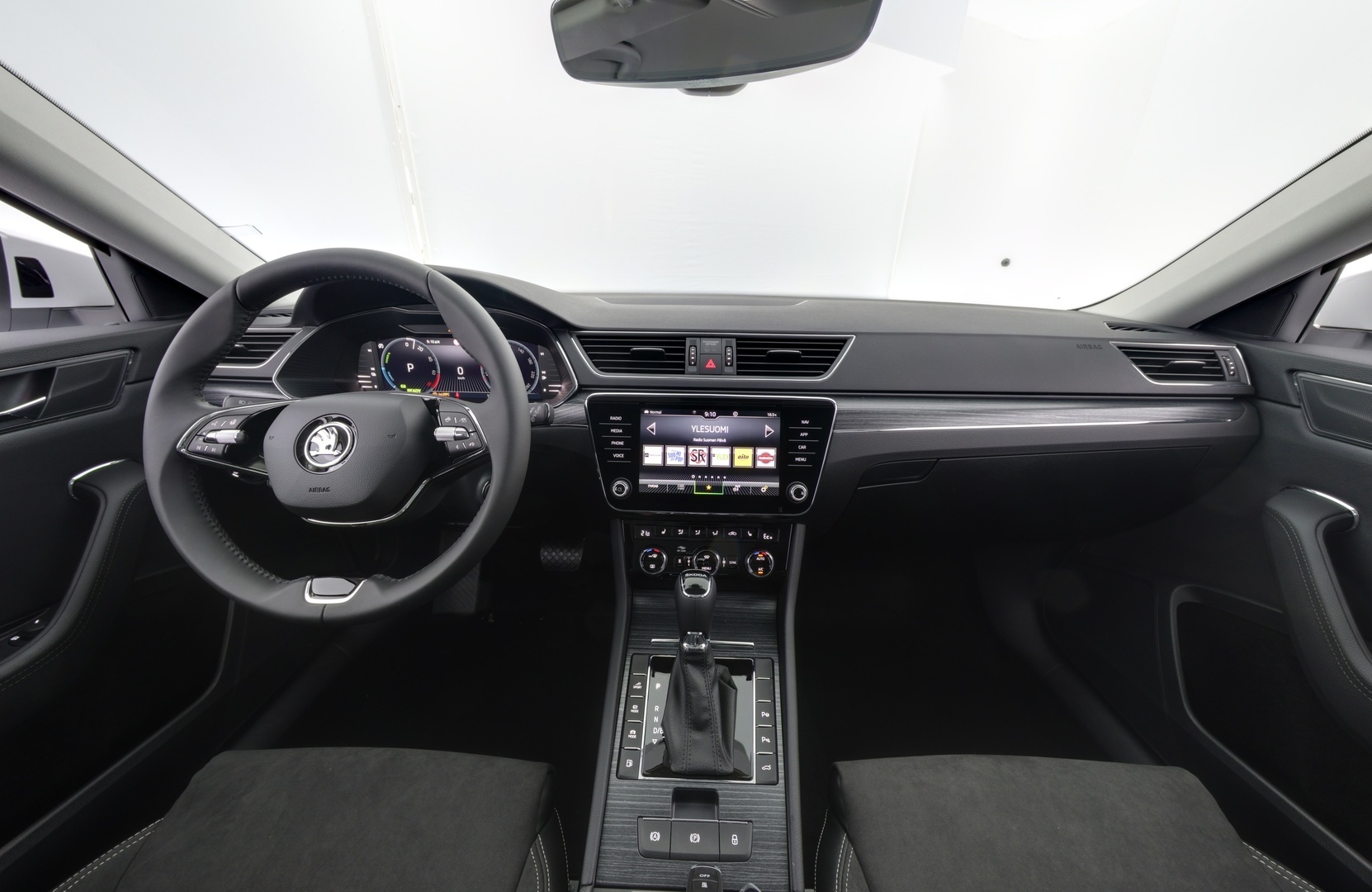 Skoda Superb 8