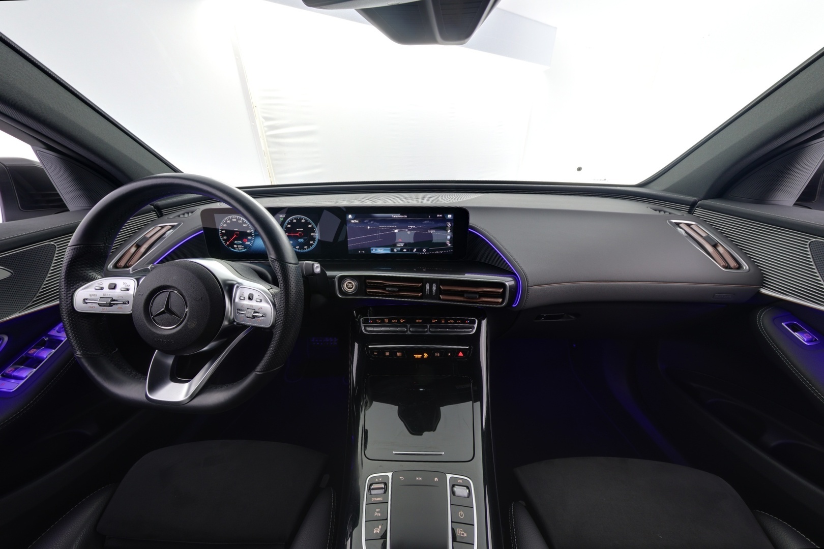 MERCEDES-BENZ EQC 2022