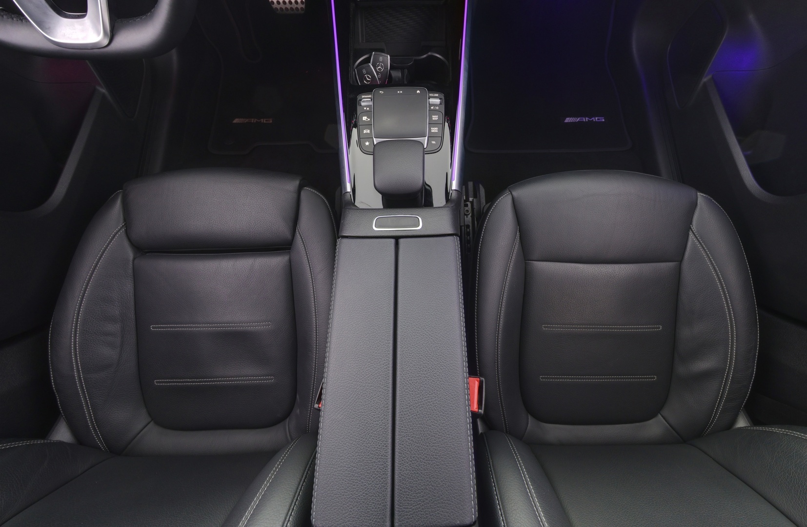 MERCEDES-BENZ EQB 2023