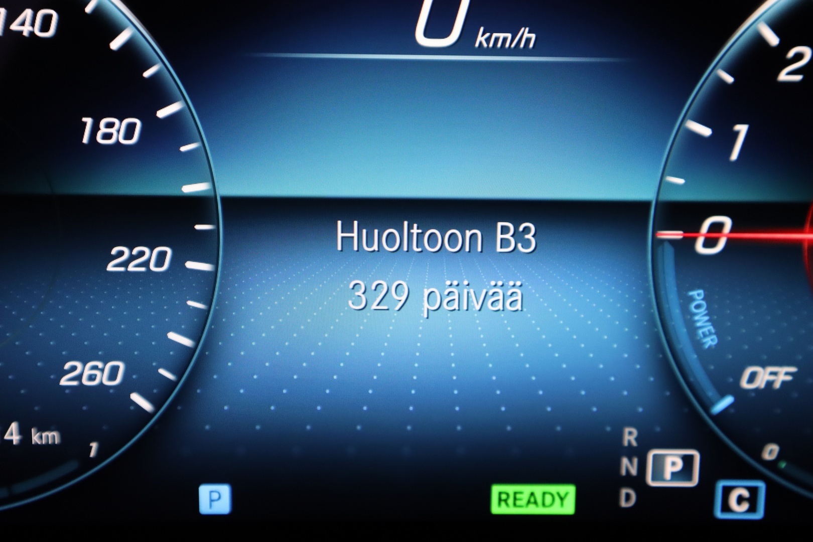 MERCEDES-BENZ E 2021