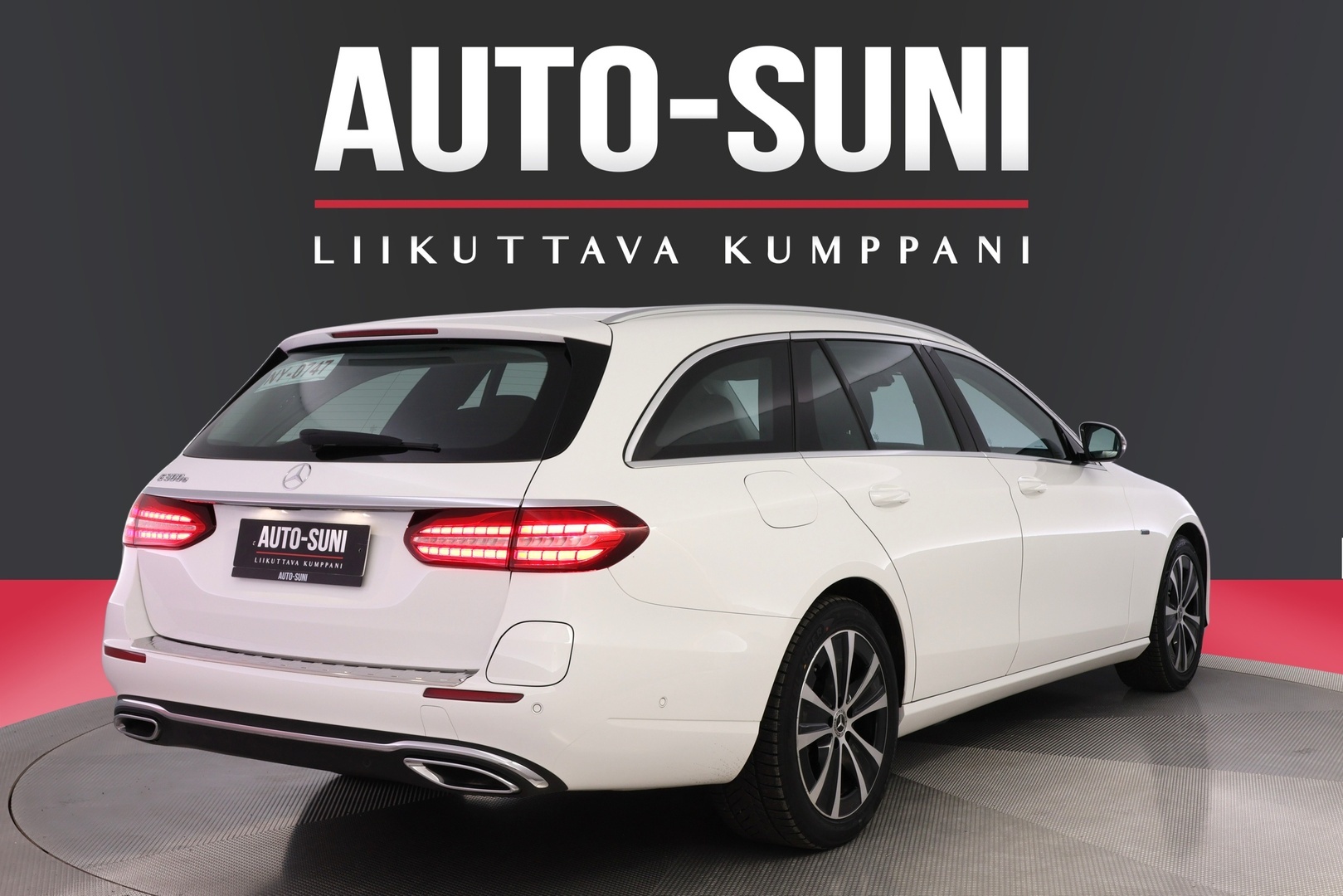 MERCEDES-BENZ E 2021