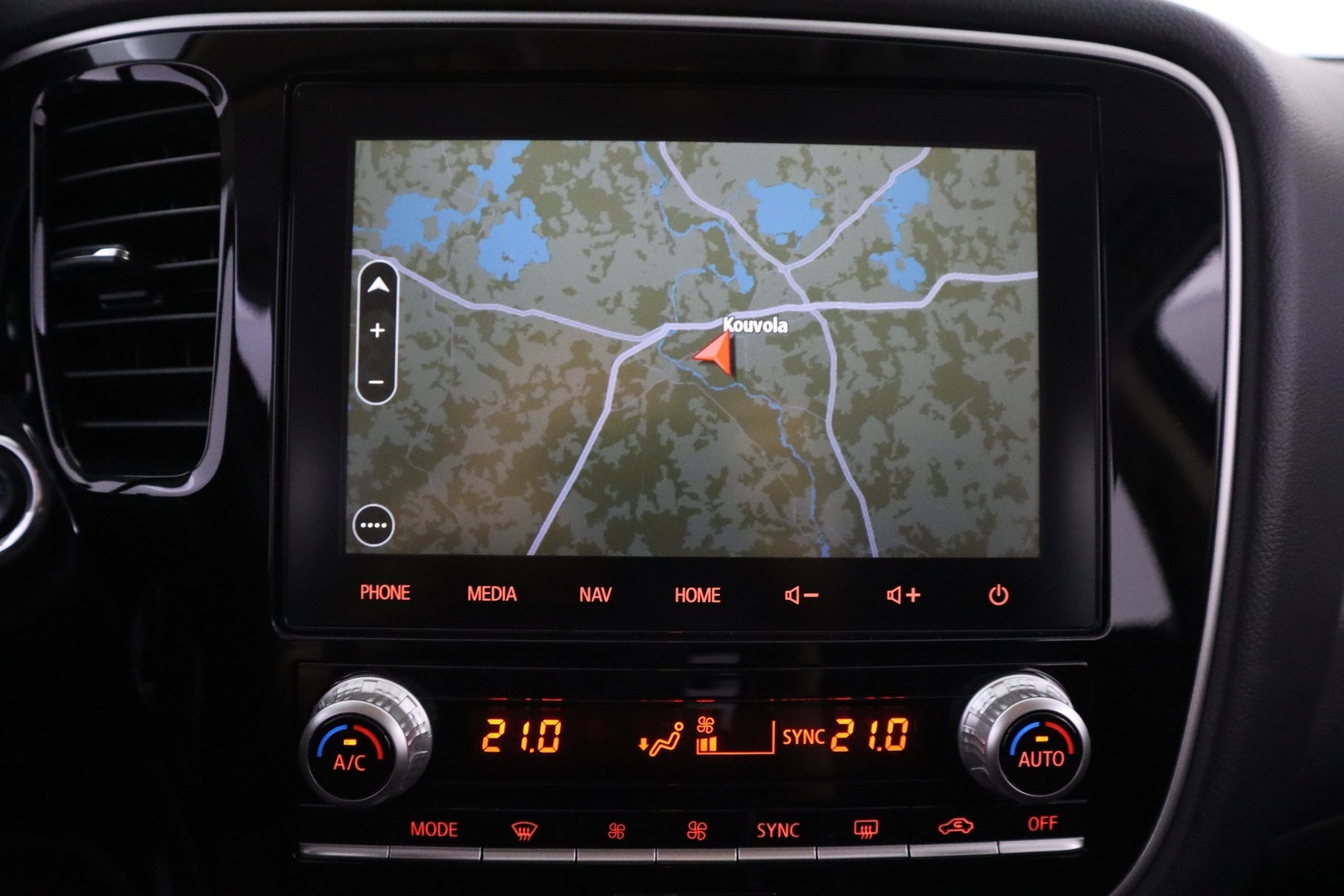 MITSUBISHI Outlander PHEV 2020