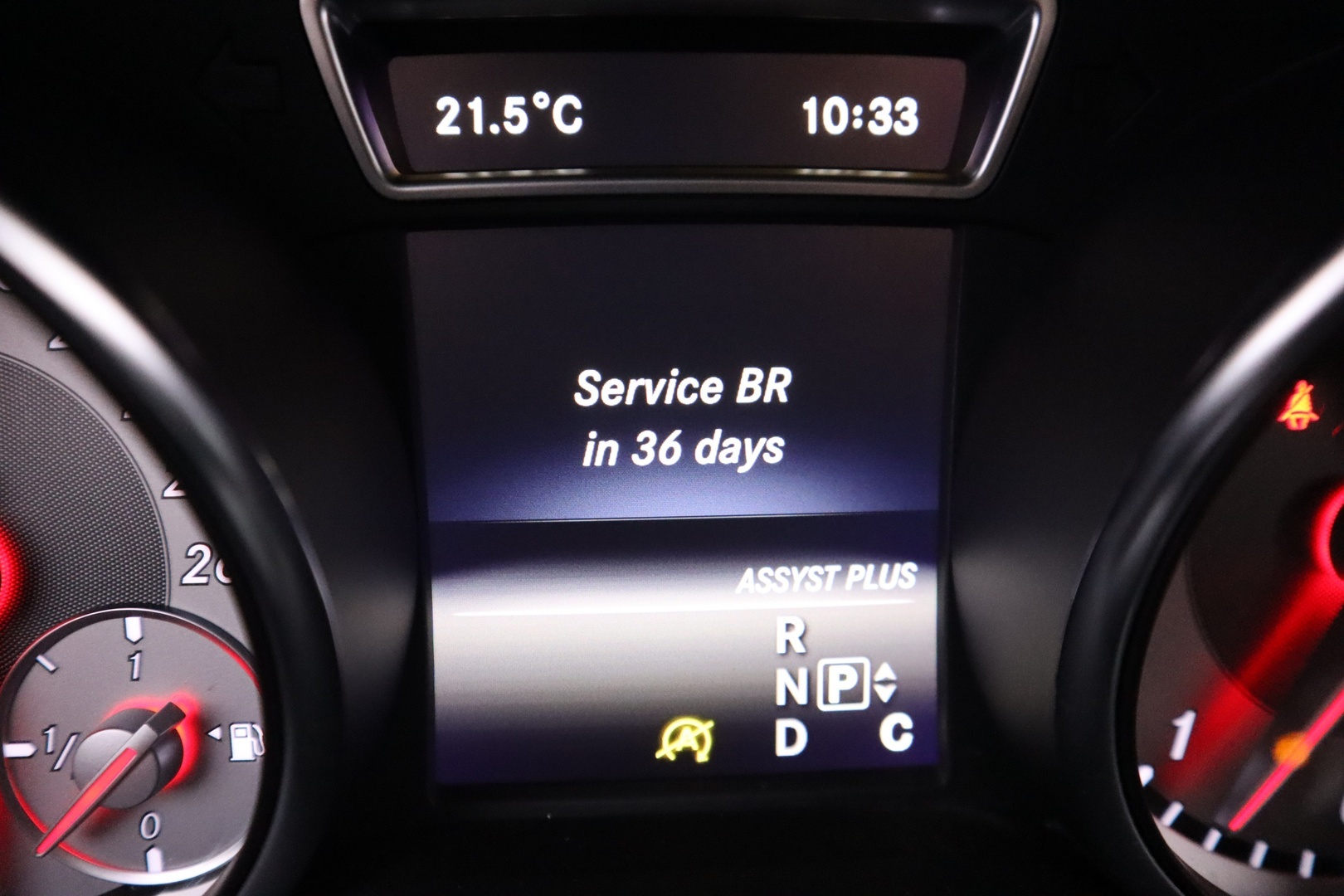 MERCEDES-BENZ GLA 2016