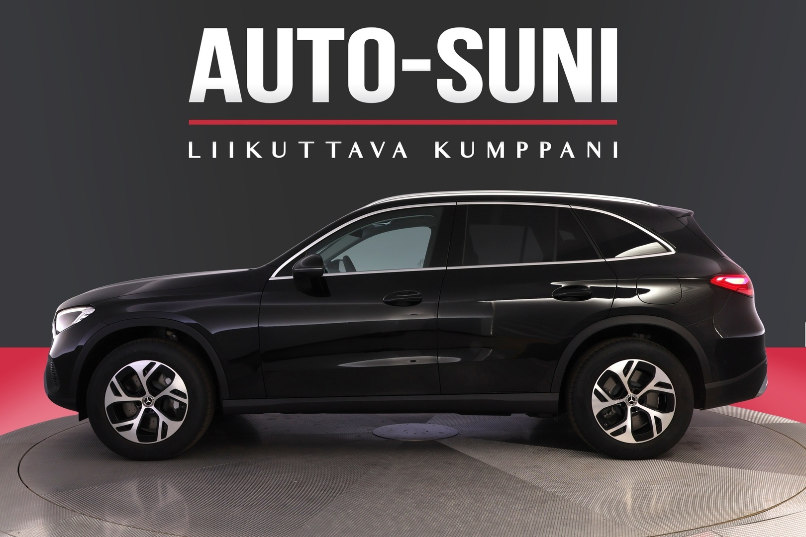 MERCEDES-BENZ GLC 2026