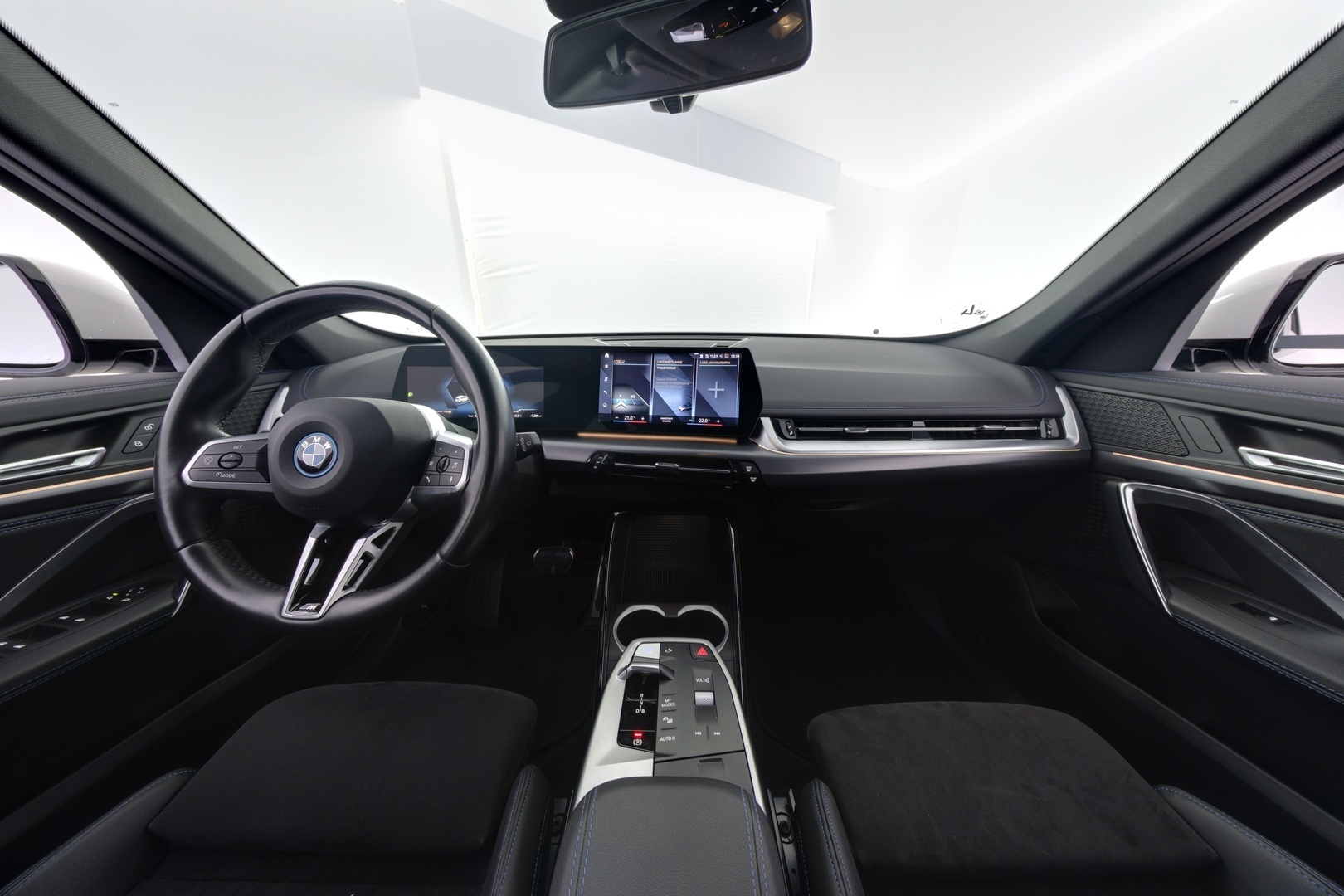 BMW iX1 2023
