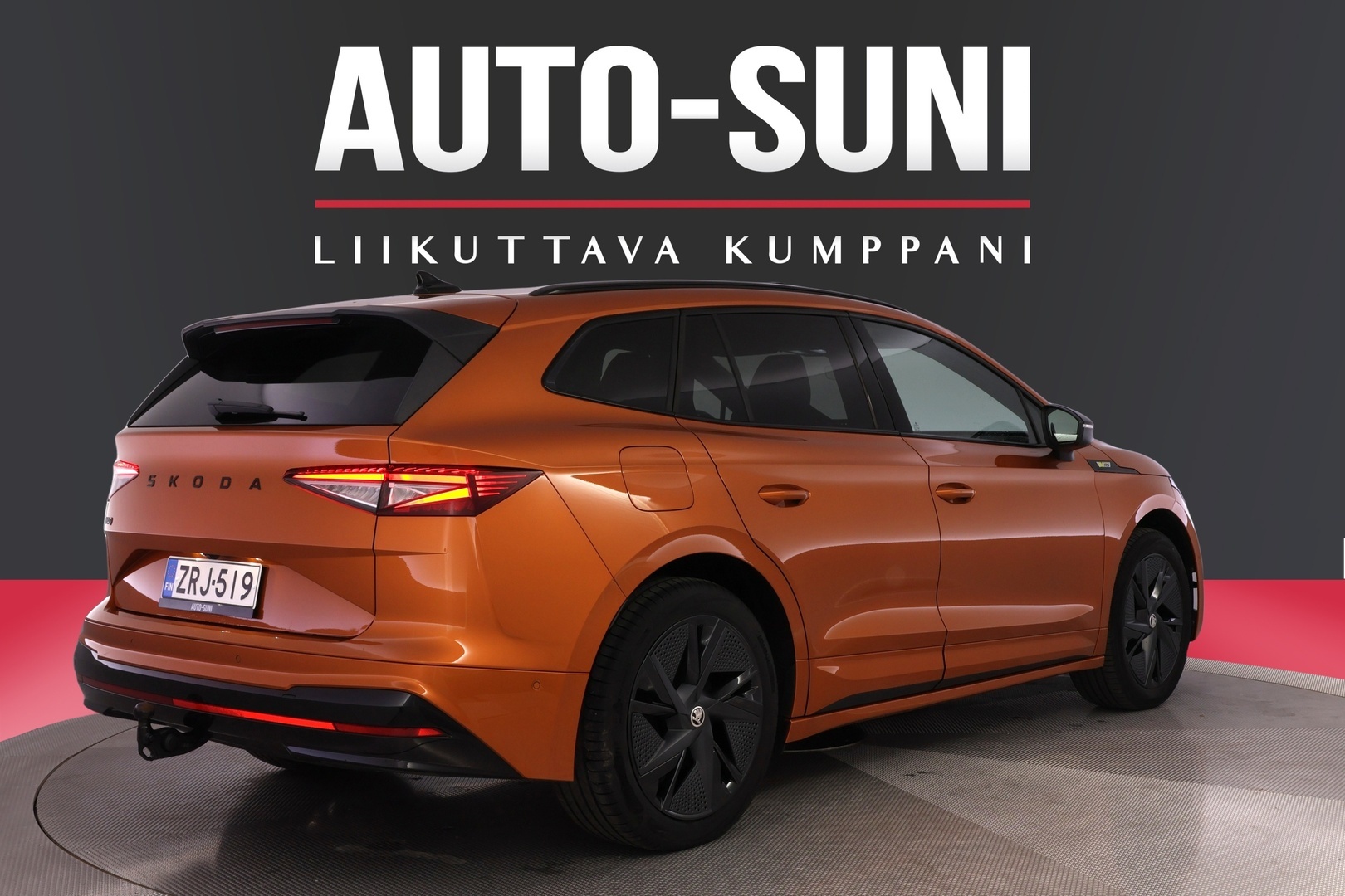 SKODA Enyaq 2025