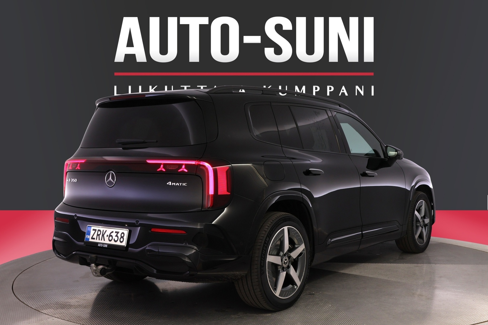MERCEDES-BENZ GLB 2026