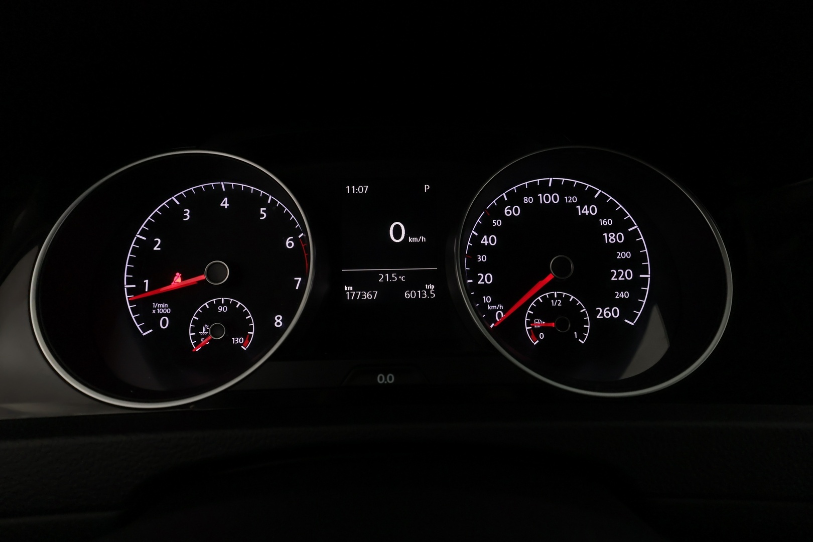 VOLKSWAGEN Golf 2016