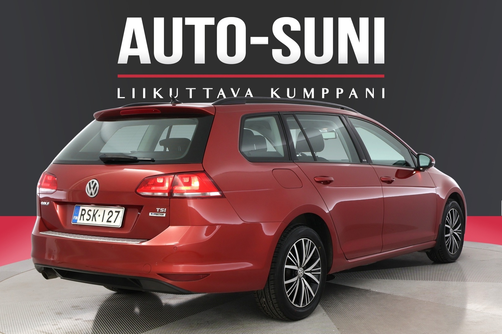 VOLKSWAGEN Golf 2016