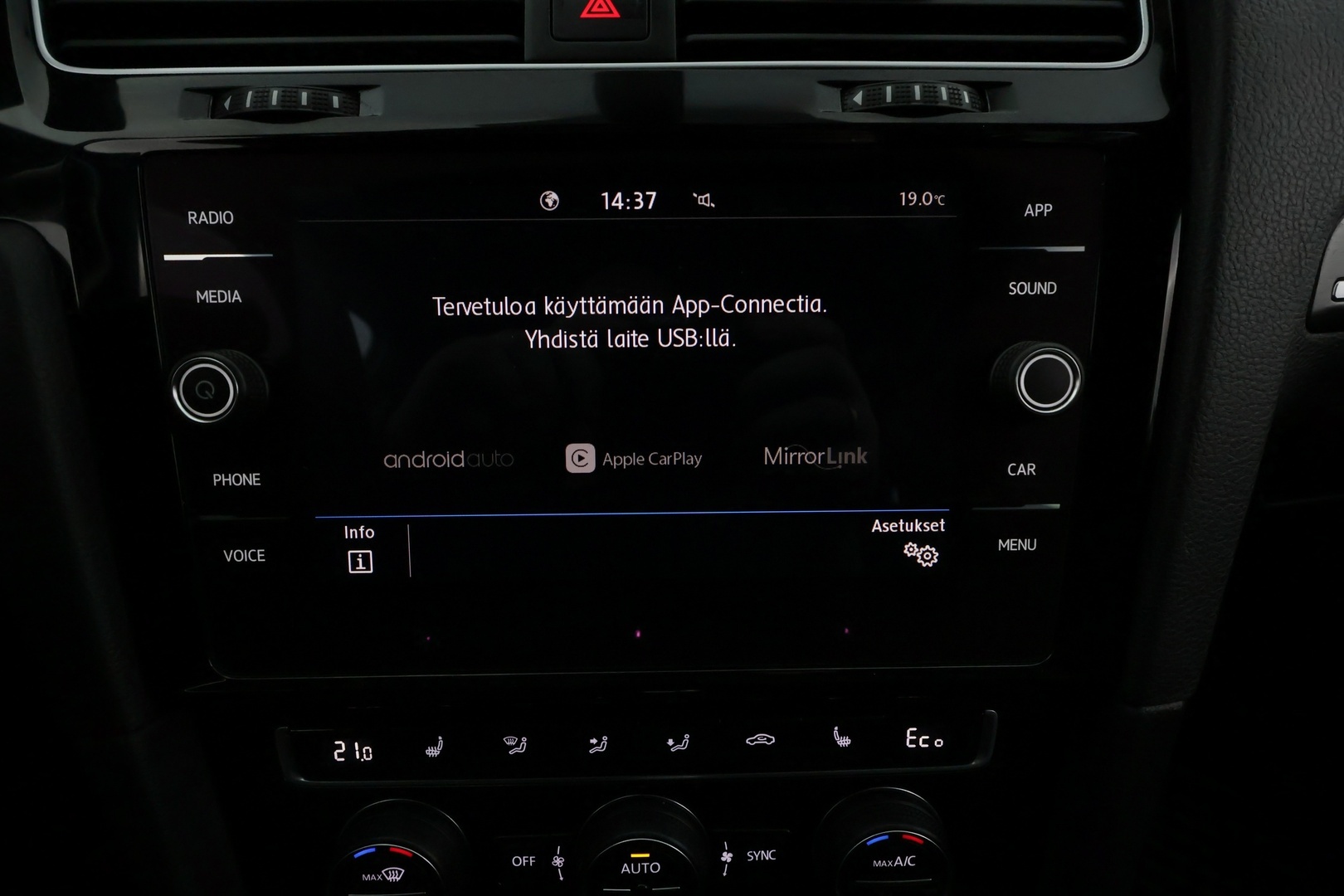 VOLKSWAGEN Golf 2020