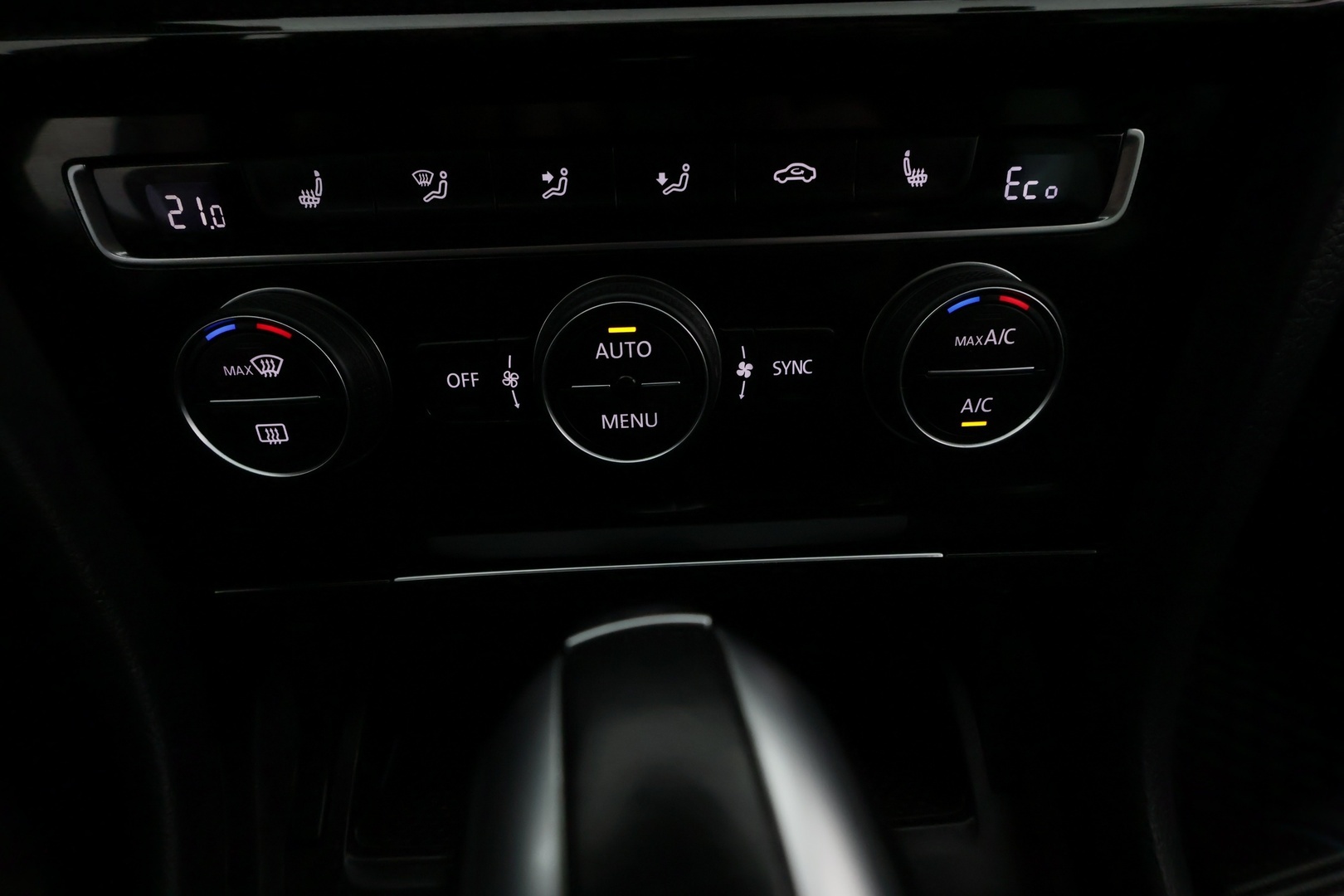 VOLKSWAGEN Golf 2020