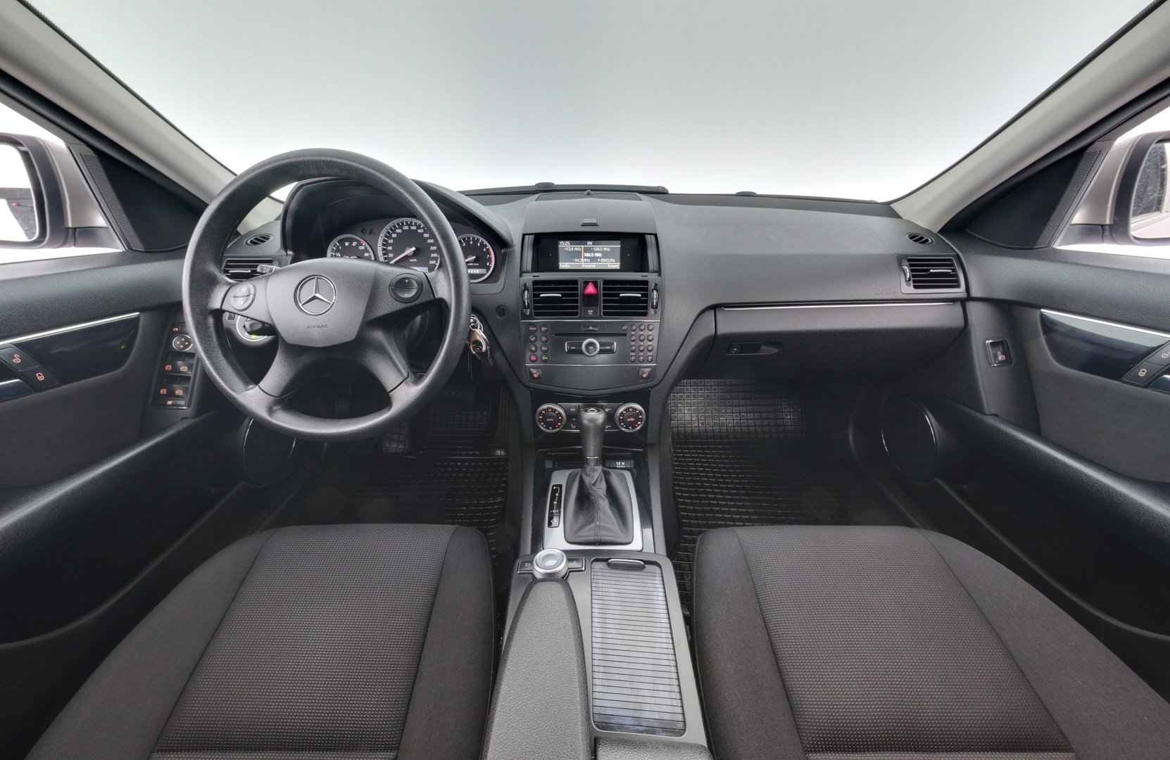 MERCEDES-BENZ C 2009