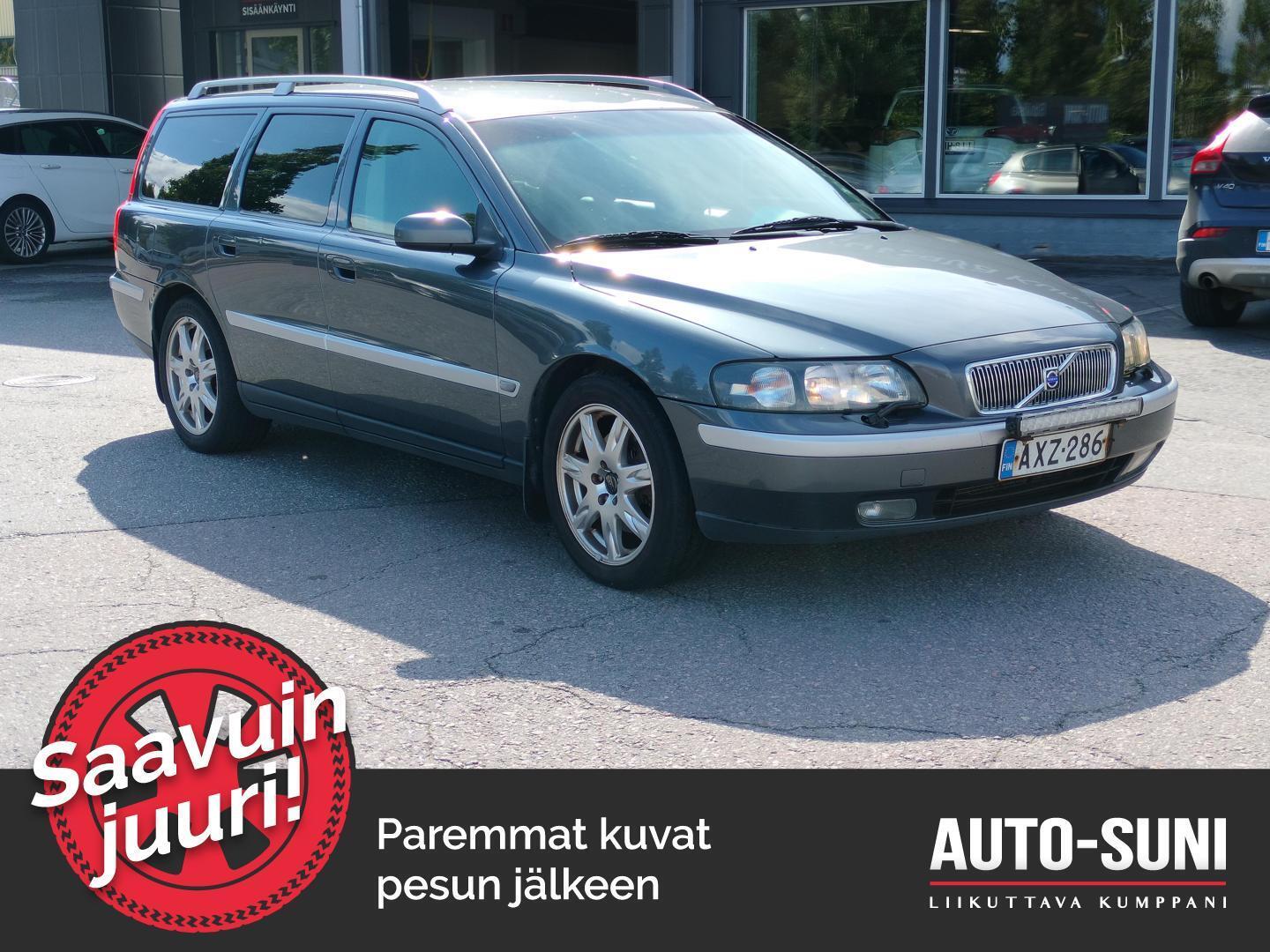 VOLVO V70 2003