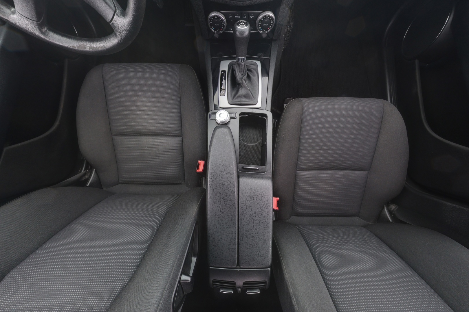 MERCEDES-BENZ C 2008