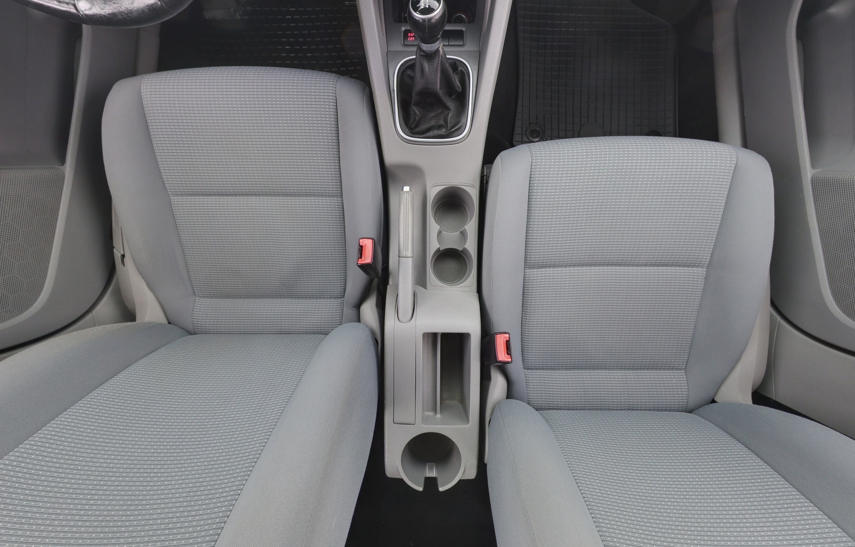 VOLKSWAGEN Golf 2008