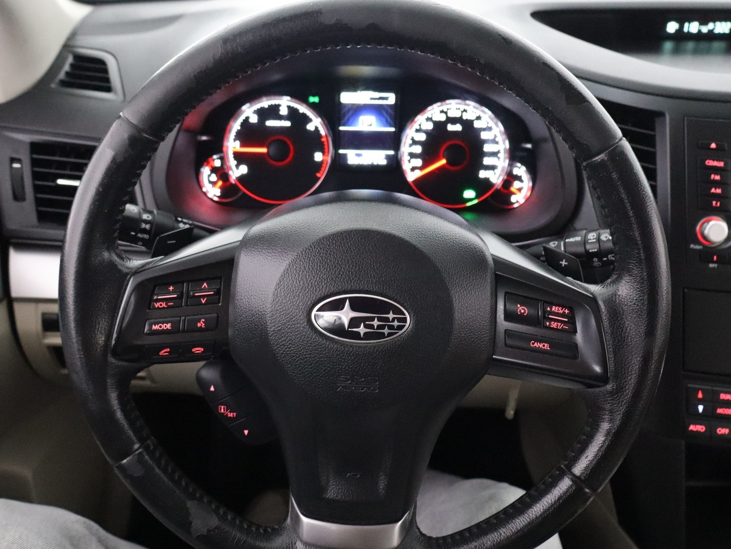 SUBARU Outback 2014
