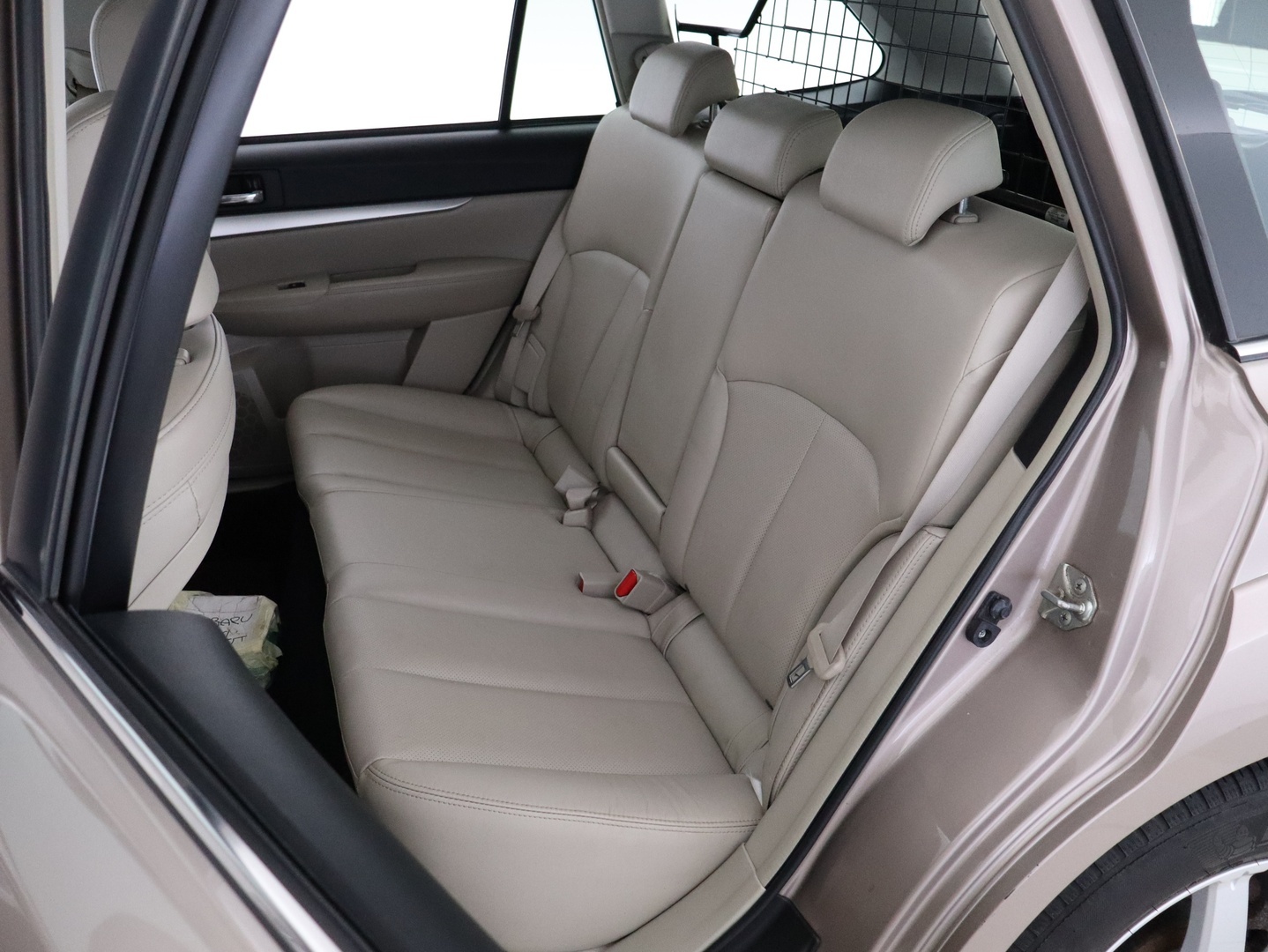 SUBARU Outback 2014