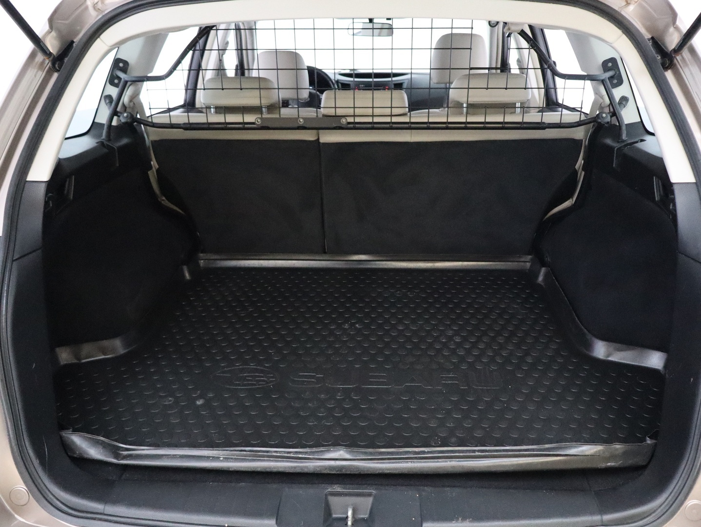 SUBARU Outback 2014