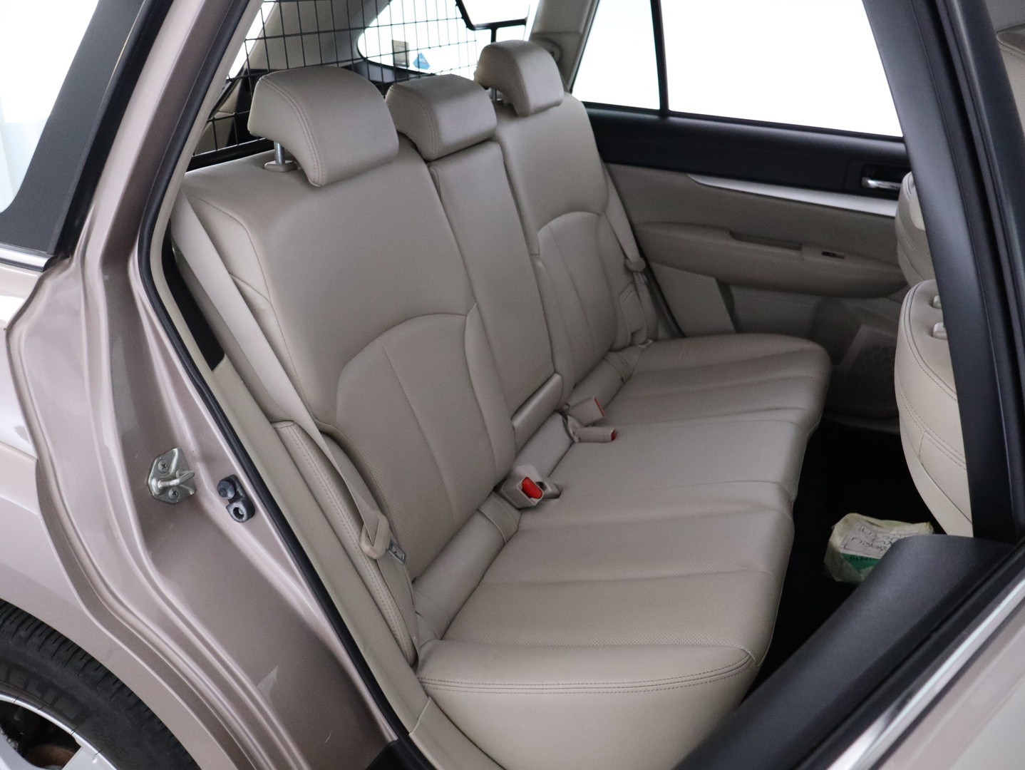 SUBARU Outback 2014