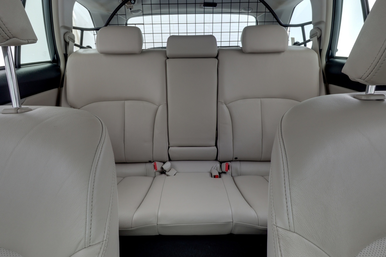 SUBARU Outback 2014