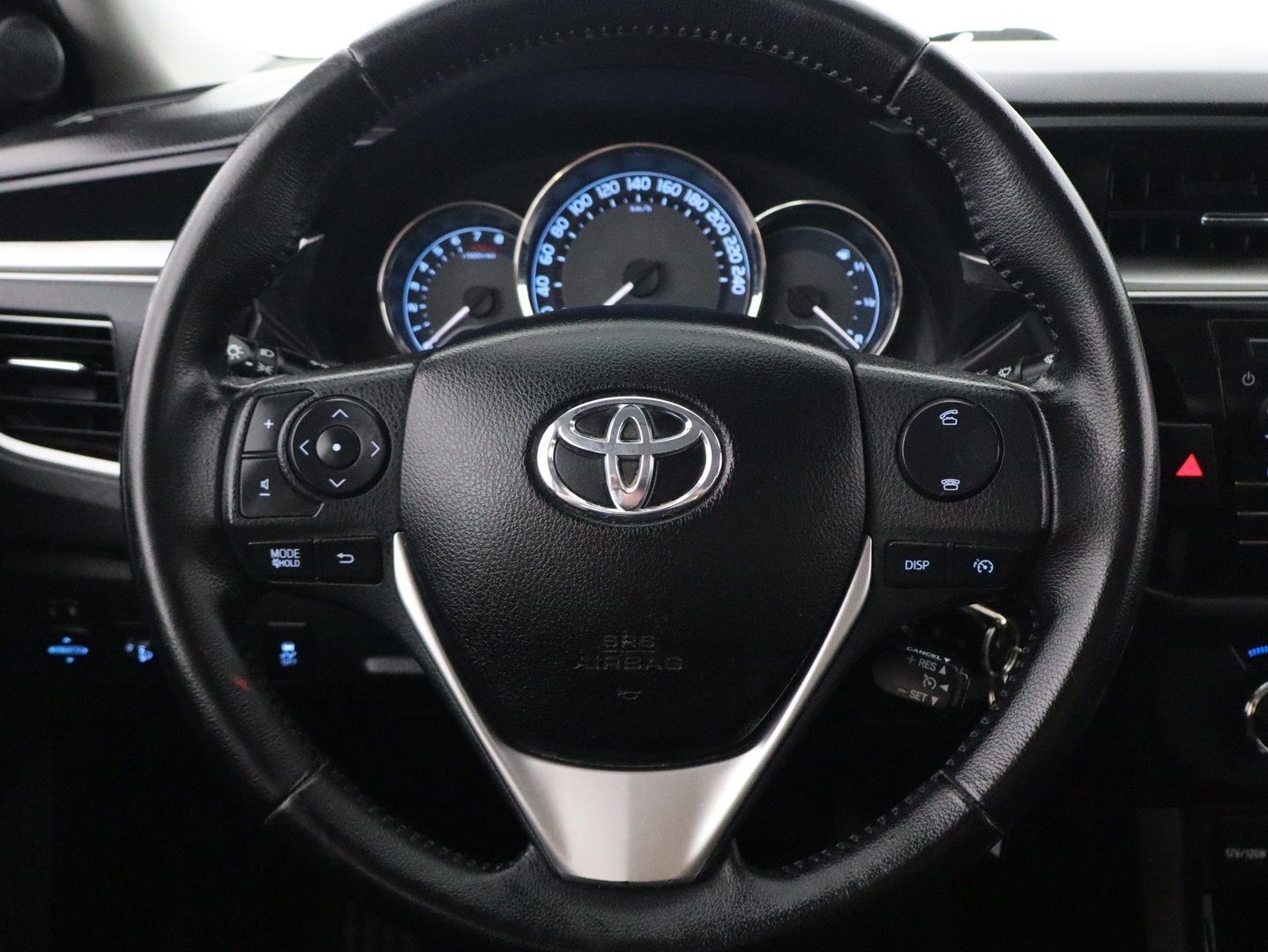 TOYOTA Corolla 2014