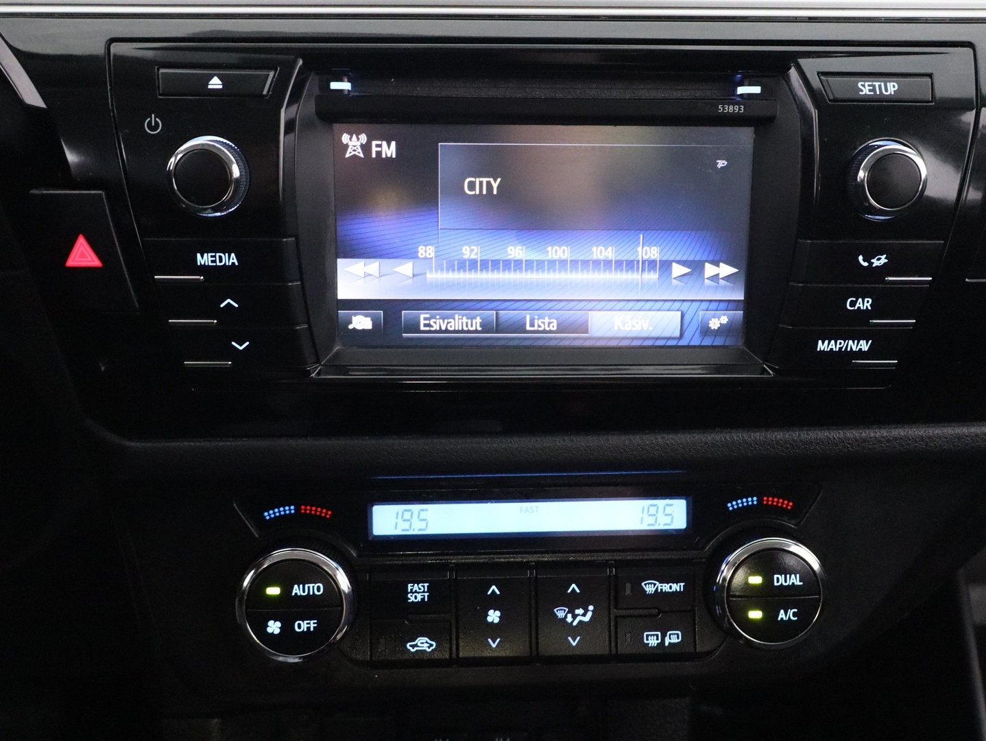 TOYOTA Corolla 2014