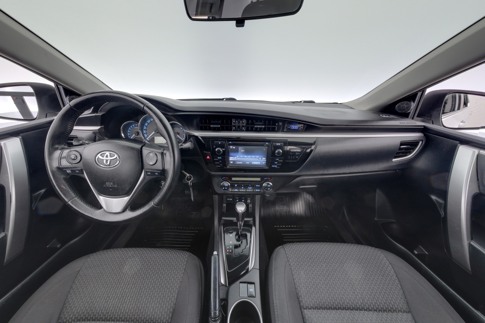 TOYOTA Corolla 2014