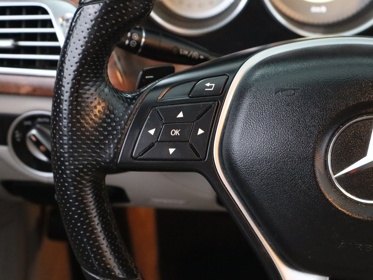 MERCEDES-BENZ CLS 2012