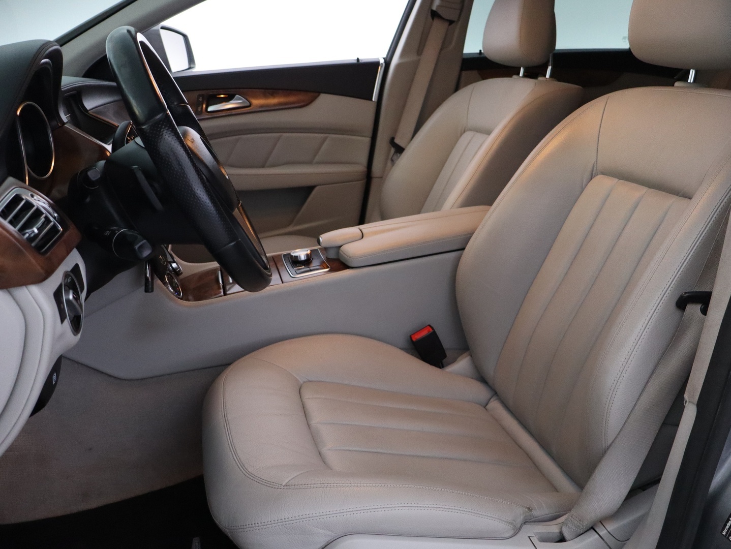 MERCEDES-BENZ CLS 2012