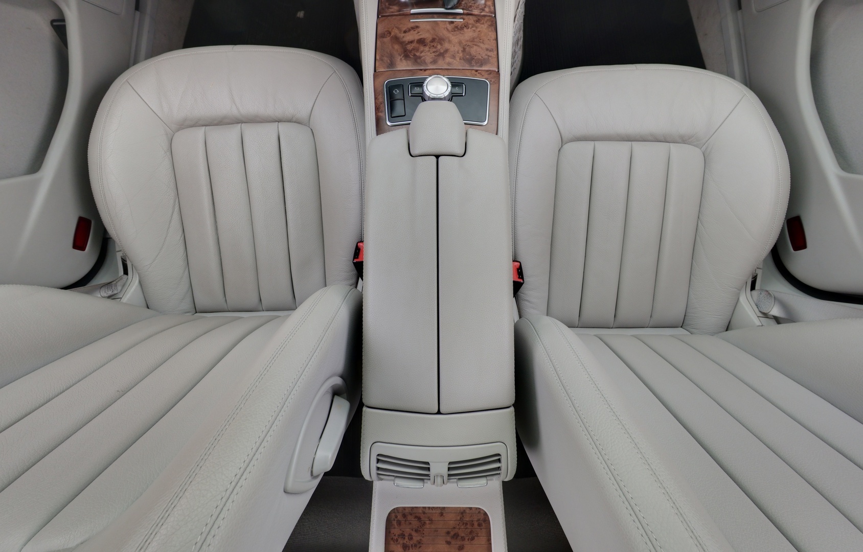 MERCEDES-BENZ CLS 2012