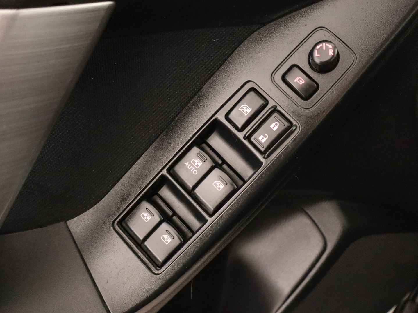 SUBARU Forester 2015