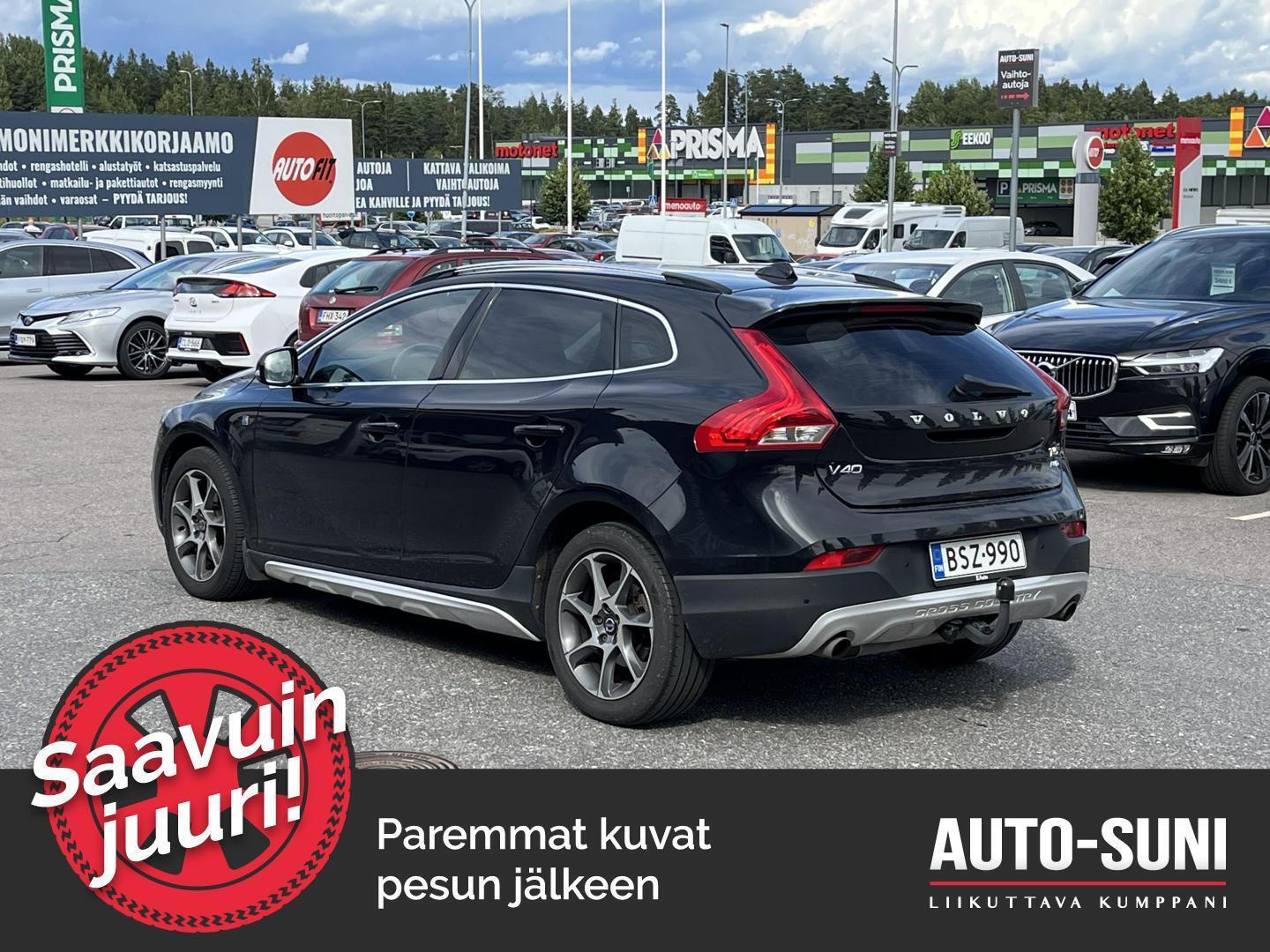 VOLVO V40 Cross Country 2015