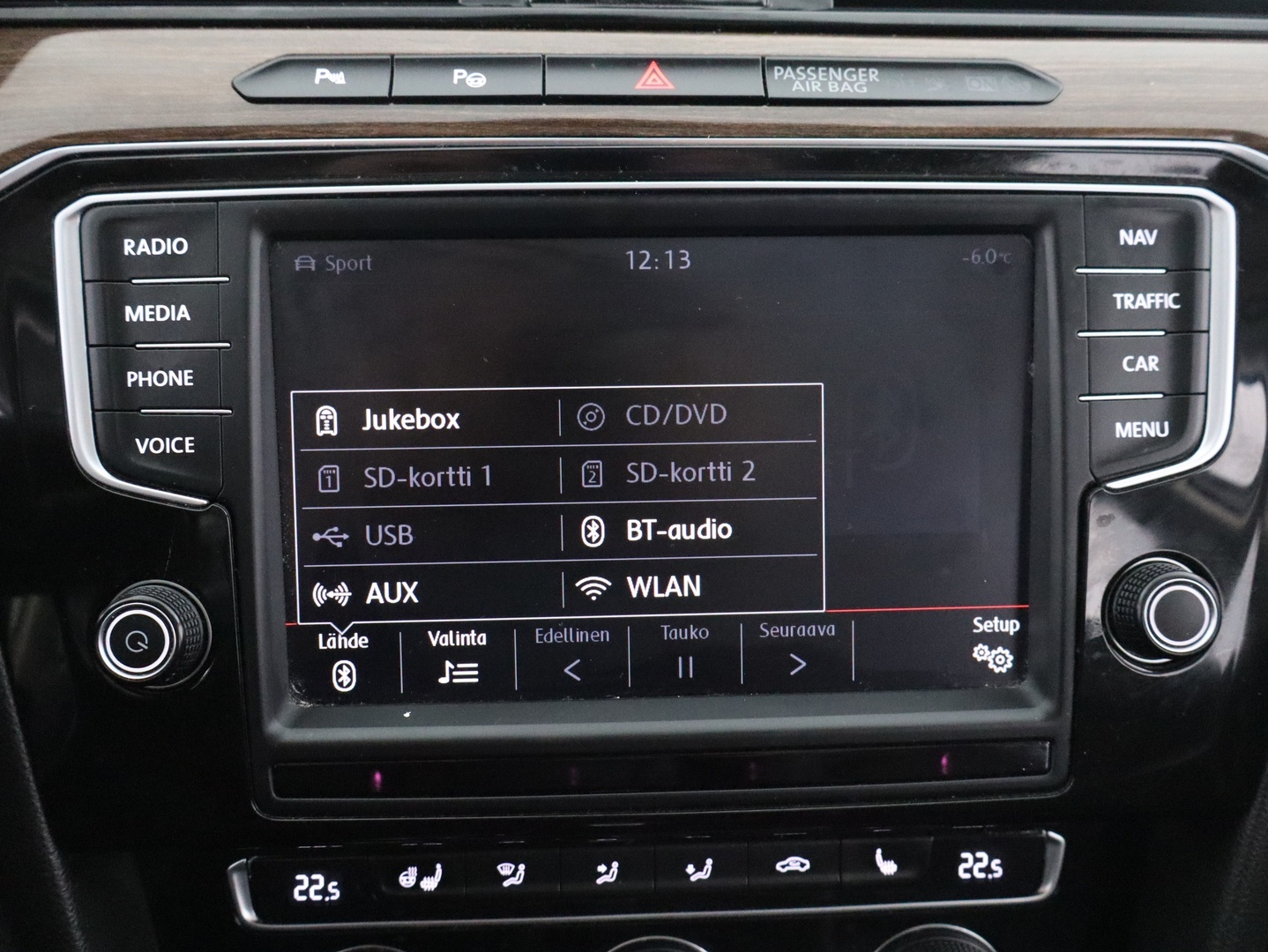 VOLKSWAGEN Passat 2016