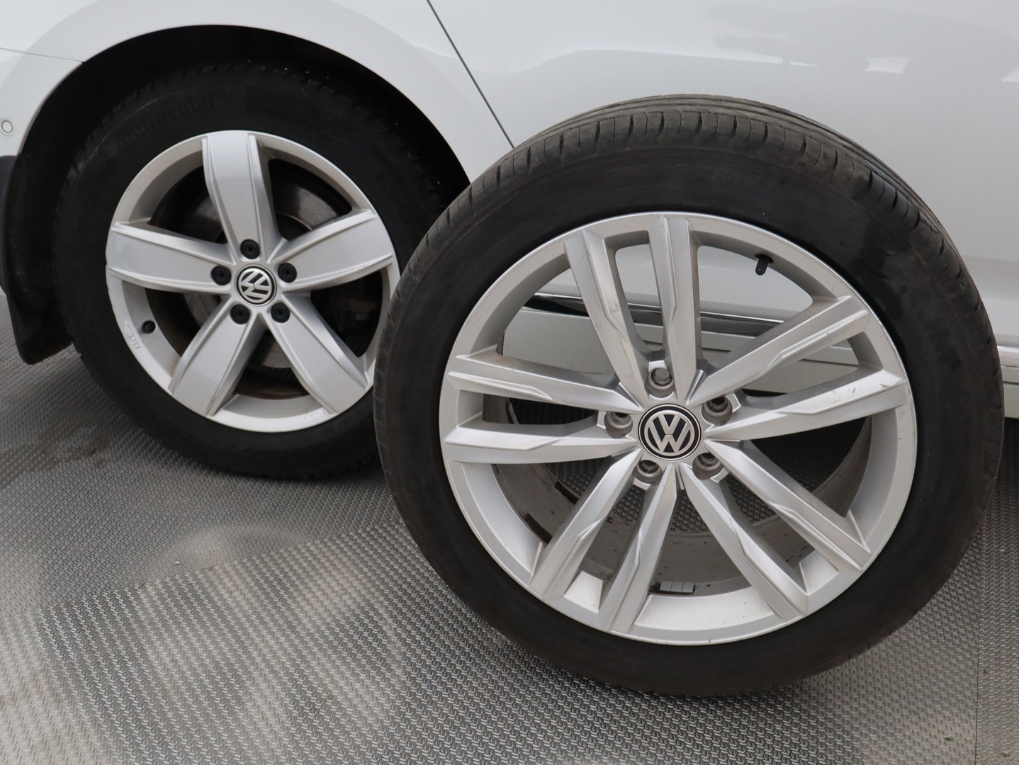 VOLKSWAGEN Passat 2016