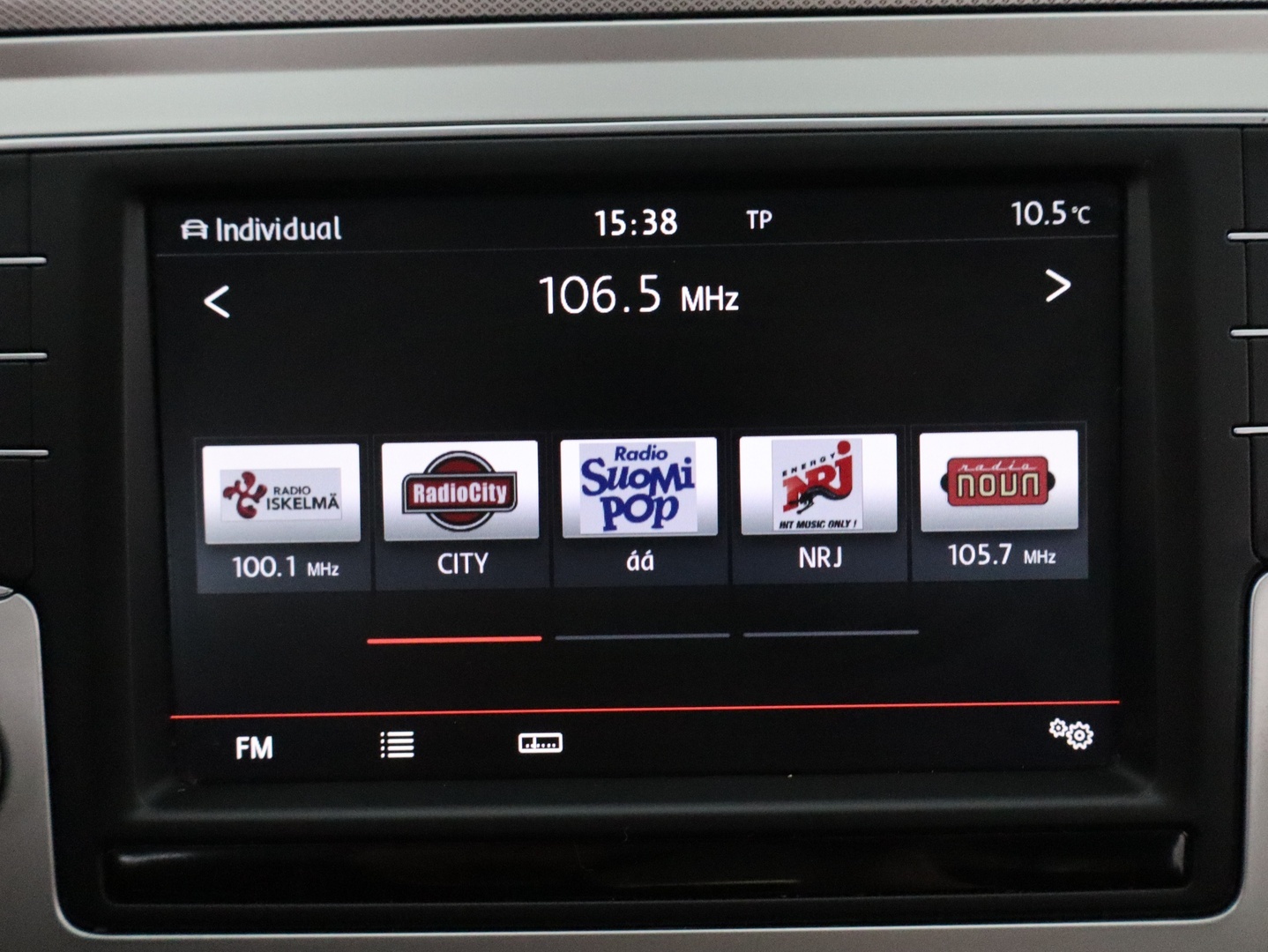 VOLKSWAGEN Passat 2014